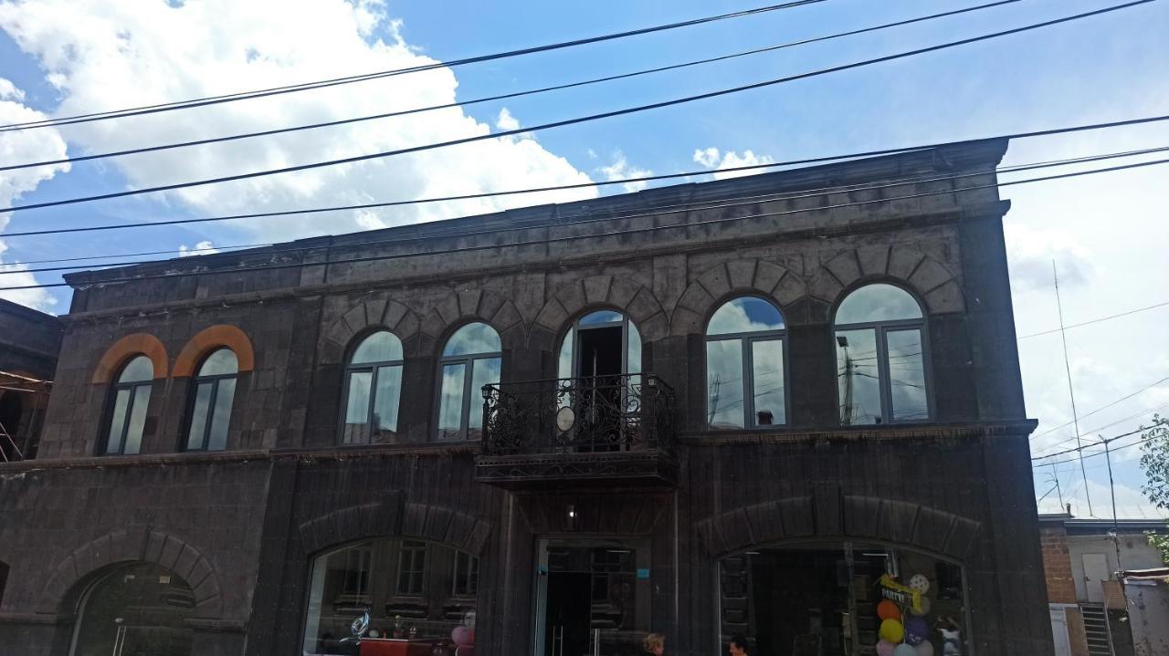 Hotel Sesil Gyumri Esterno foto