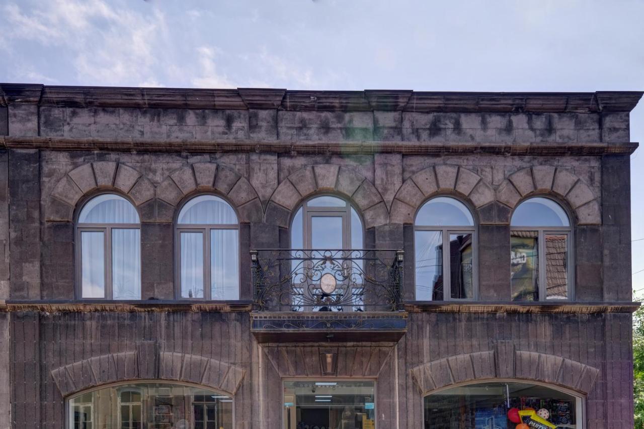 Hotel Sesil Gyumri Esterno foto