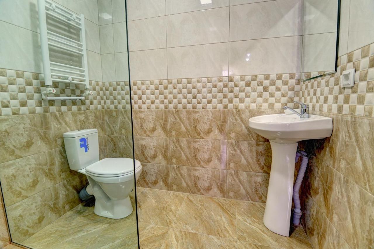 Hotel Sesil Gyumri Esterno foto