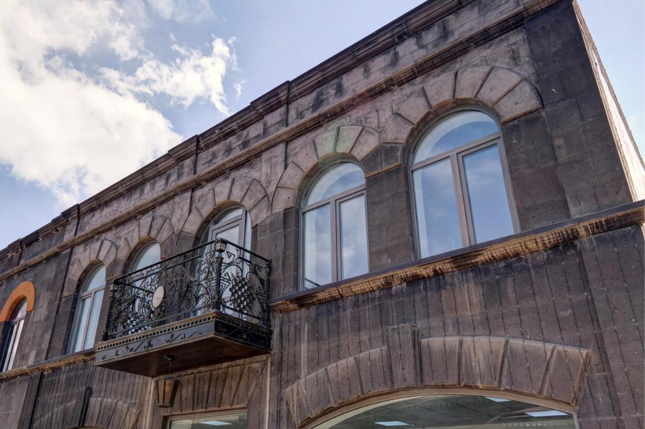 Hotel Sesil Gyumri Esterno foto
