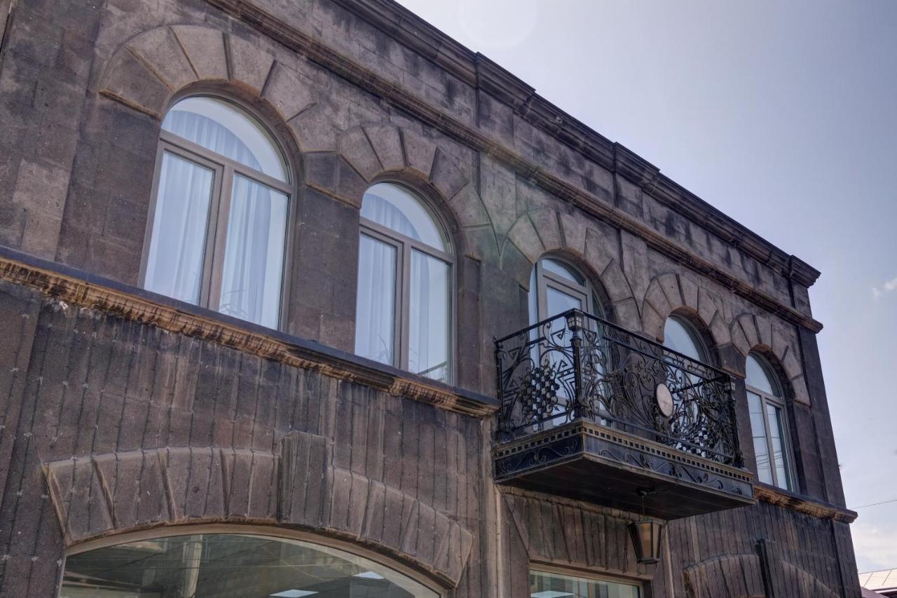 Hotel Sesil Gyumri Esterno foto
