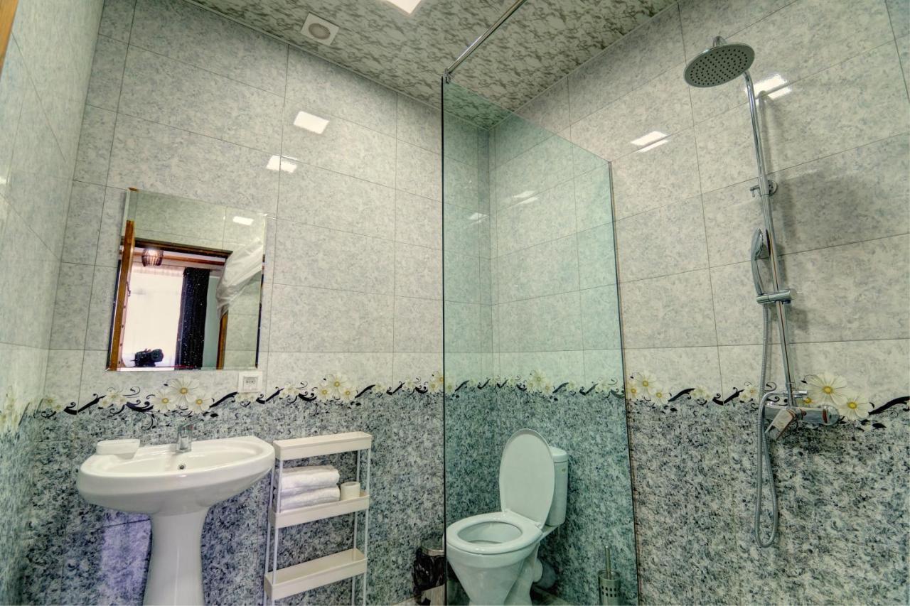 Hotel Sesil Gyumri Esterno foto