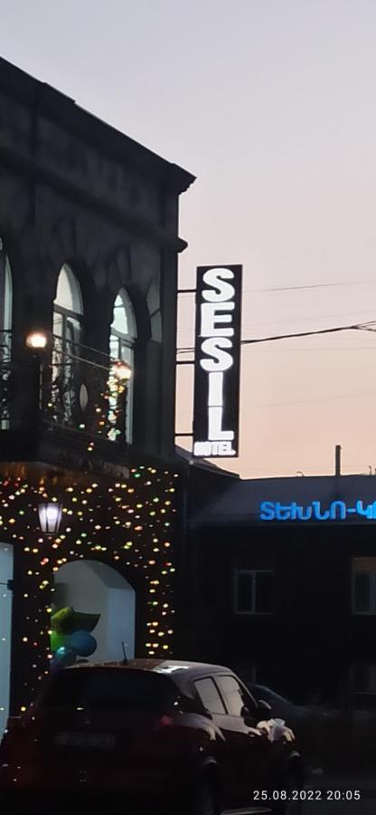 Hotel Sesil Gyumri Esterno foto